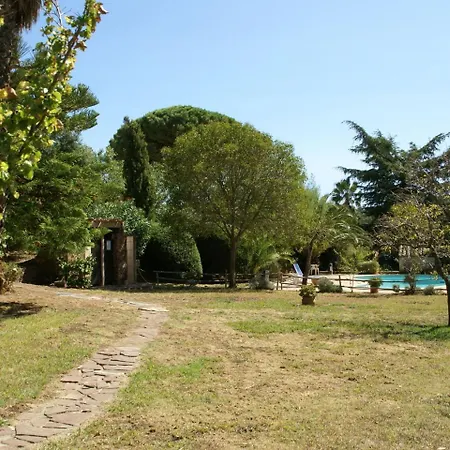 Charming In Cavalaire-sur-mer With Pool Villa